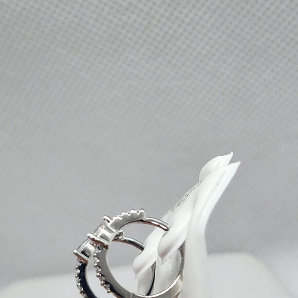 Brand New   Sterling Silver 925 Triangle design Earrings - Picture 3 of 4